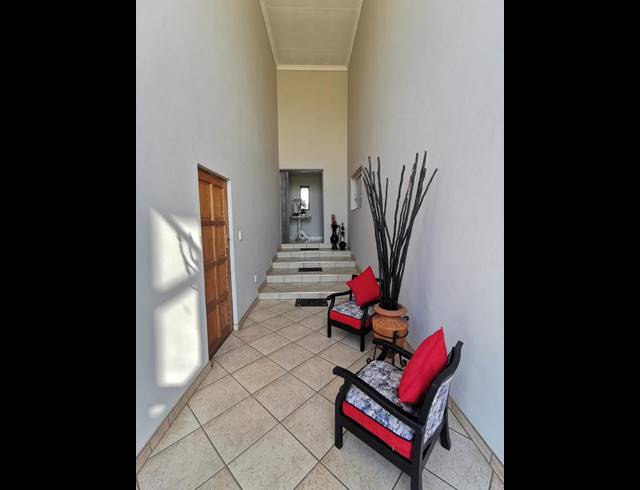 4 BEDROOM HOUSE FOR SALE IN ROTHDENE